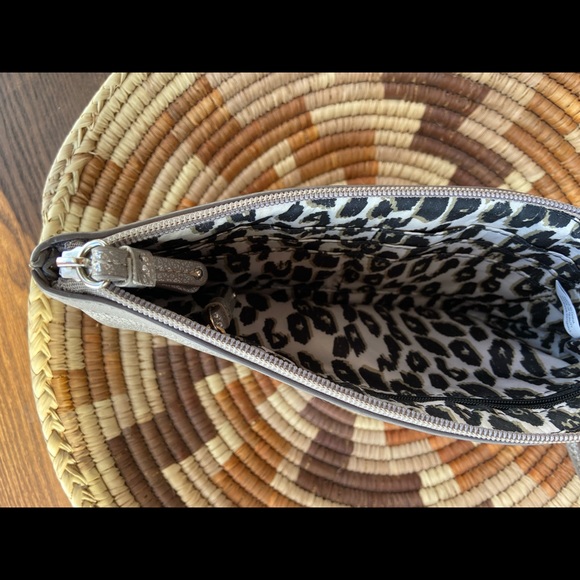 Nine West silver clutch - Picture 6 of 6
